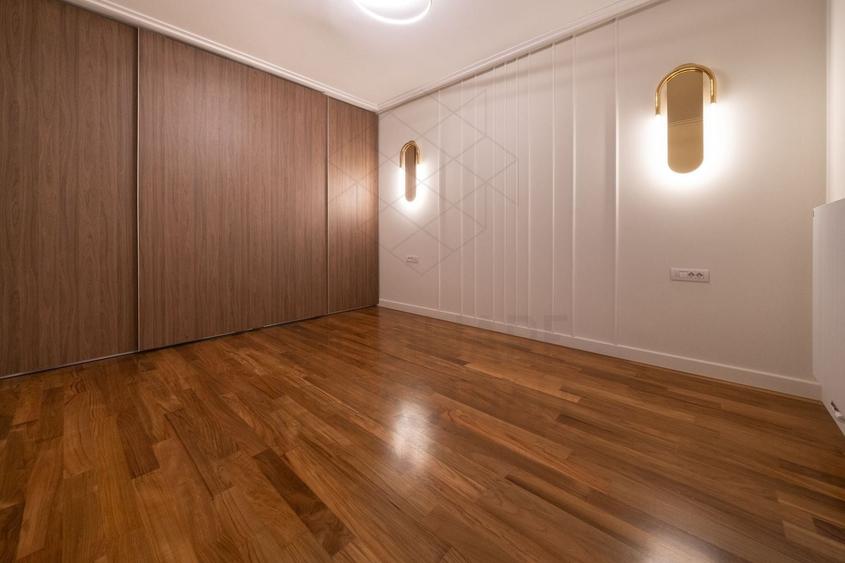 Apartament cu 4 camere decomandat, mobilat în Dorobanți