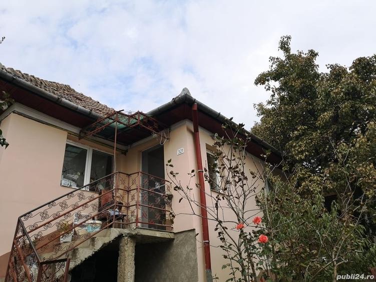 Casă cu 2 camere cu Teren 2040 Mp în Rediu