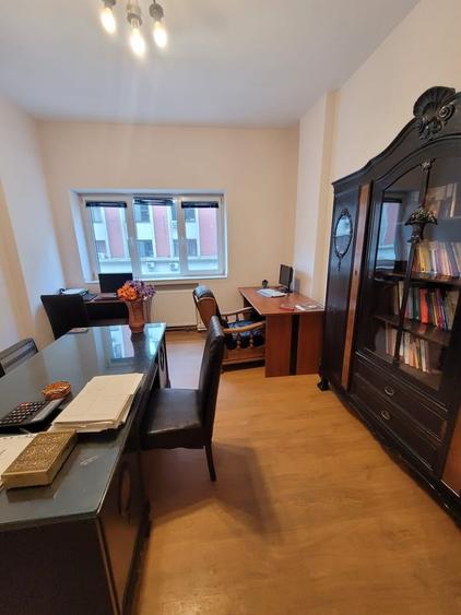 Universitate, ultracentral - 4