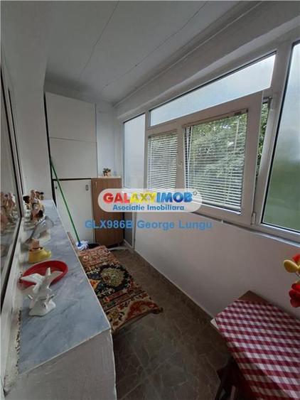 Apartament cu 2 camere decomandat în Drumul Taberei