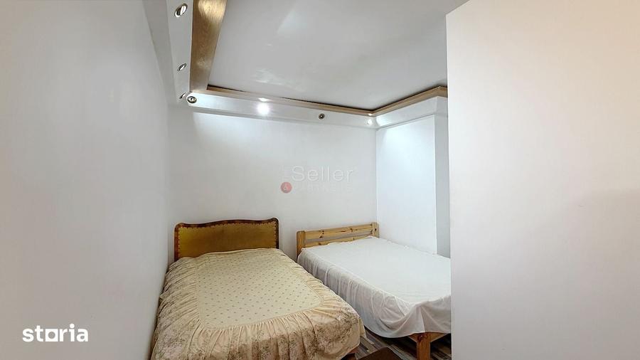 Apartament cu 3 camere în Schei