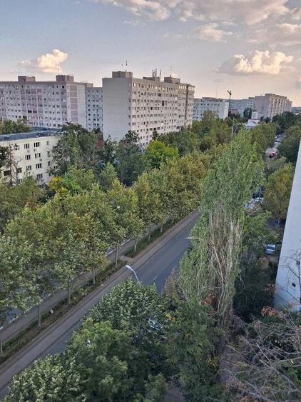 Apartament cu 2 camere semidecomandat în 1 Decembrie 1918