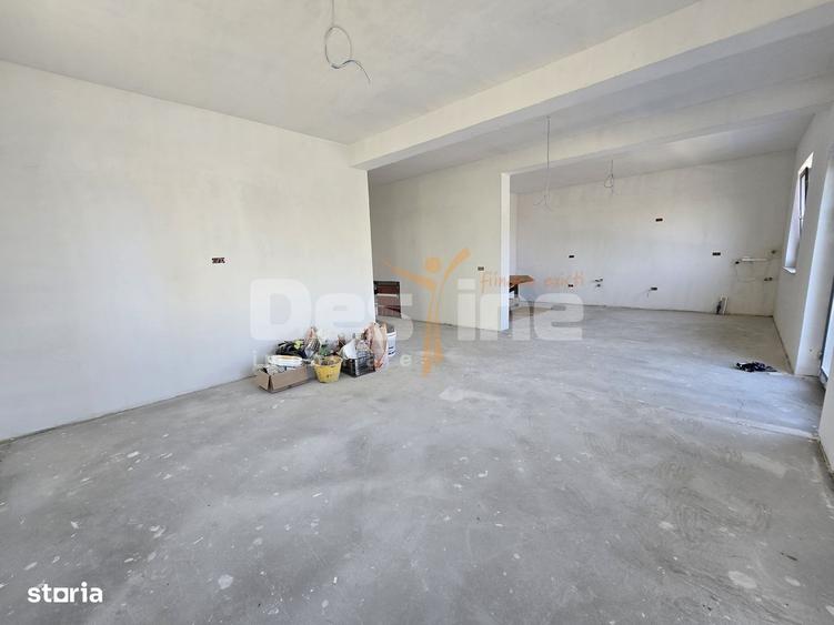 Casă cu 4 camere cu Teren 520 Mp în Breazu