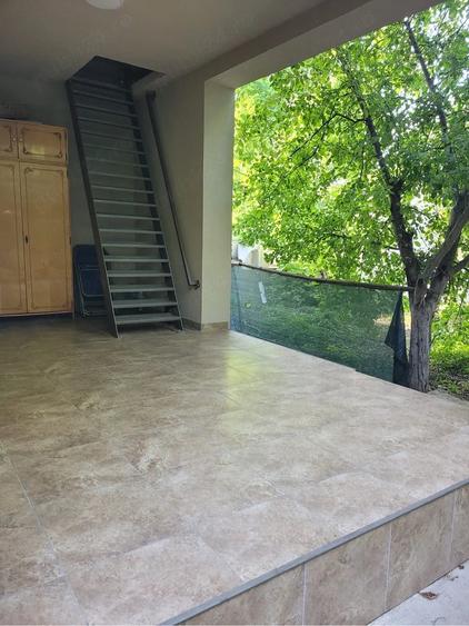 Casă cu 2 camere cu Teren 200 Mp în Fratelia