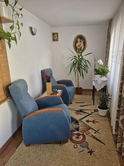 Casă cu 3 camere cu Teren 1000 Mp în Central