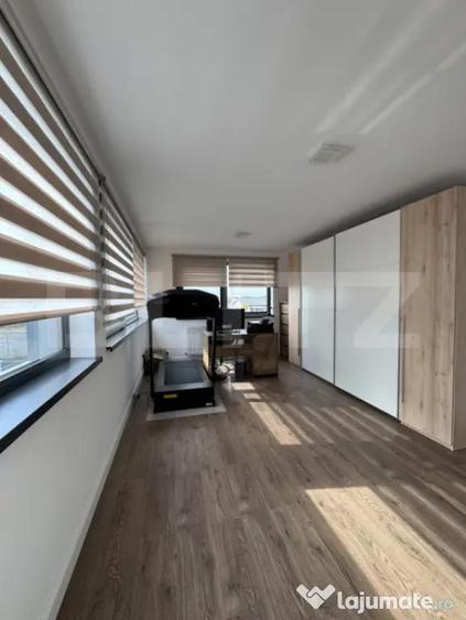 Casă cu 5 camere cu Teren 600 Mp în Pielești
