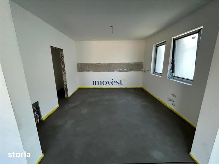 Casă cu 4 camere cu Teren 480 Mp în Central