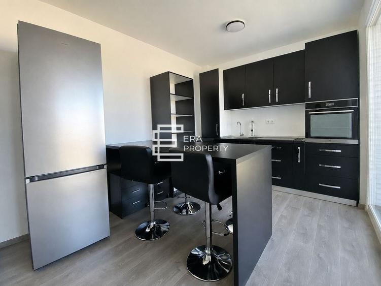 Apartament cu 2 camere decomandat, mobilat în Sud