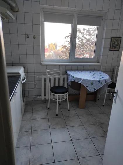 Garsonieră decomandată în Colentina