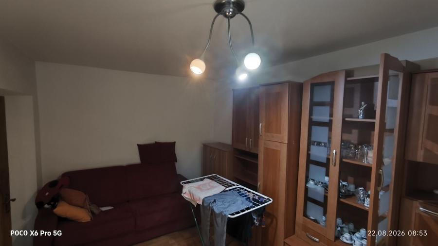 Apartament cu 2 camere decomandat în Exterior Vest