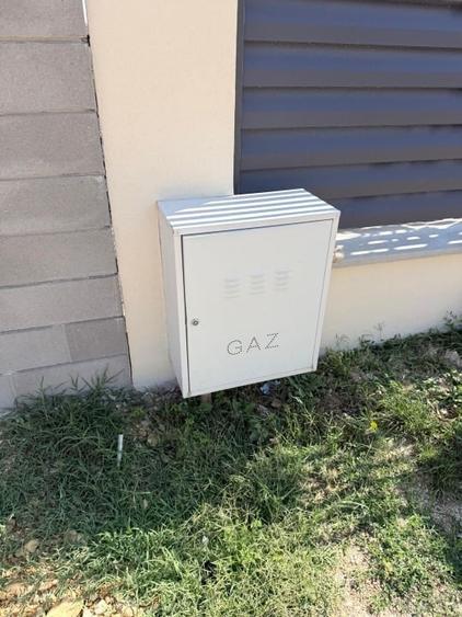 Casă individuală cu 4 camere cu Canalizare în Ciorogârla