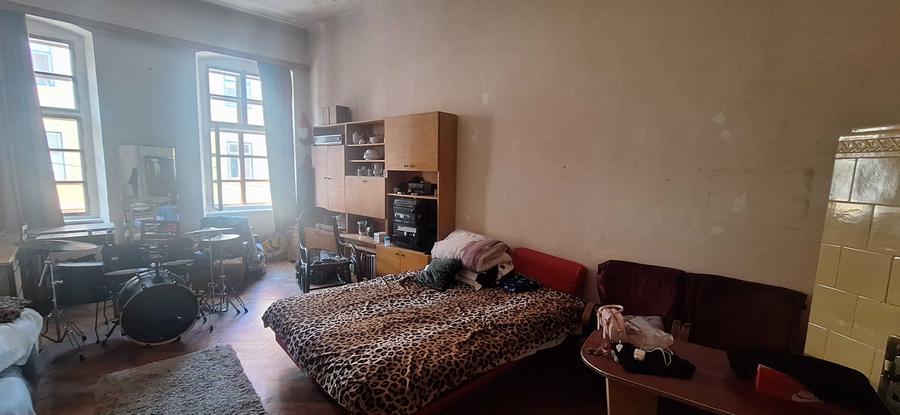 Apartament cu 2 camere semidecomandat în Exterior Vest