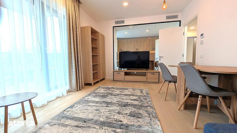 Apartament cu 2 camere decomandat în Pipera