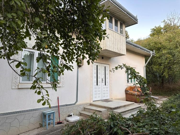 Casă individuală cu 3 camere cu Teren 1128 Mp în Stâncești