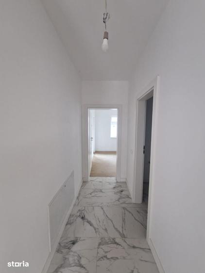 Casă cu 3 camere cu Teren 300 Mp în Cihei