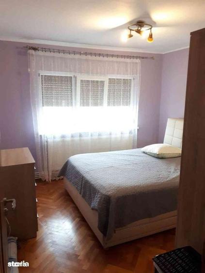 Apartament cu 2 camere în Micro 20