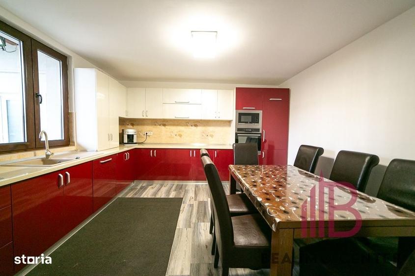 Casă cu 4 camere cu Teren 1128 Mp în Zimandu Nou
