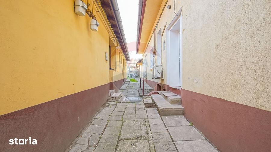 Casă cu 3 camere cu Teren 290 Mp în Bartolomeu
