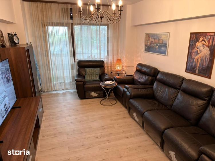 Apartament cu 3 camere în Rahova