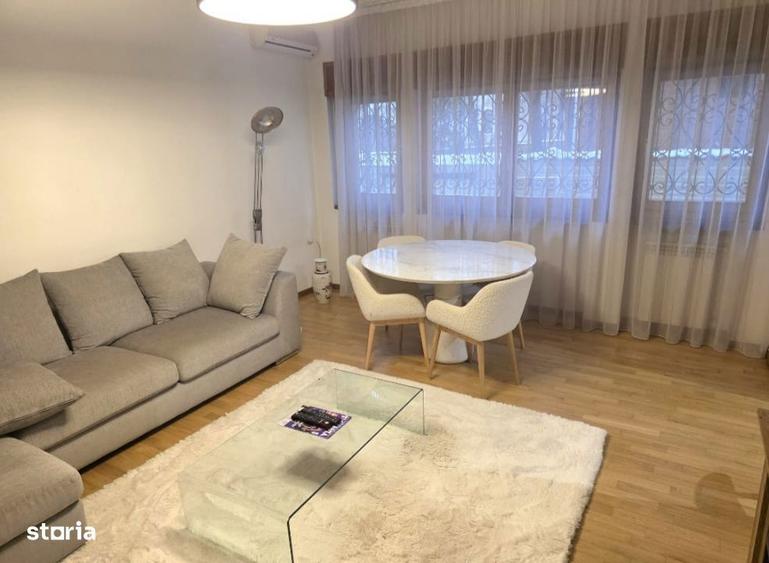 Apartament cu 4 camere în Primăverii