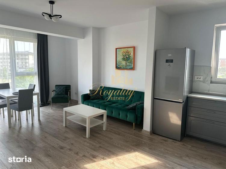 Apartament cu 2 camere, mobilat în Est