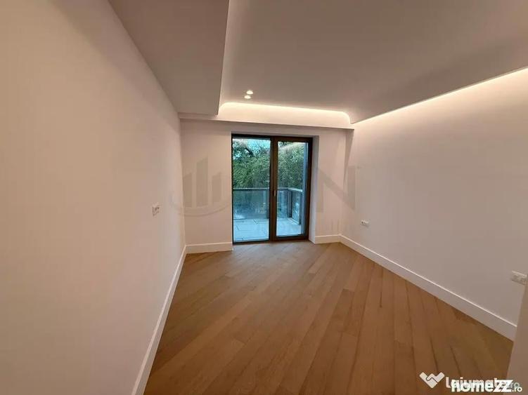 Apartament cu 3 camere decomandat în Iancu Nicolae