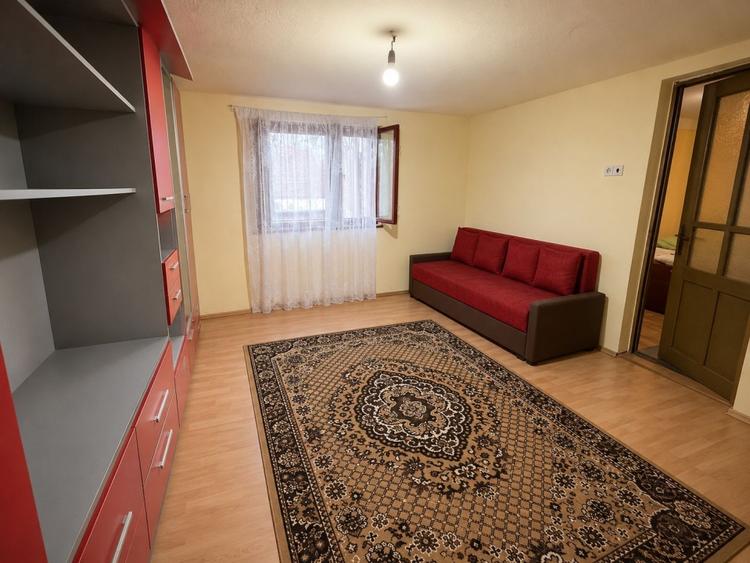Casă individuală cu 6 camere cu Teren 802 Mp în Meteș