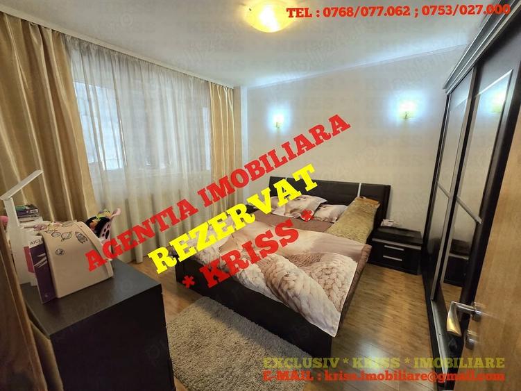Apartament cu 2 camere decomandat în Craiovei