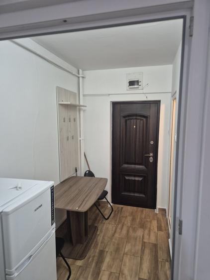 Garsonieră decomandată în Exterior Vest
