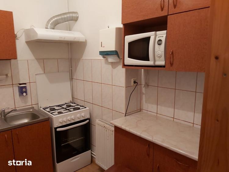 Garsoniera de inchiriat, Zona Soarelui - 3