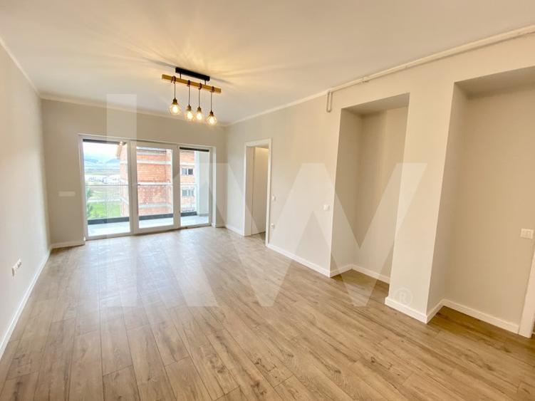 Apartament cu 2 camere decomandat în Exterior Vest
