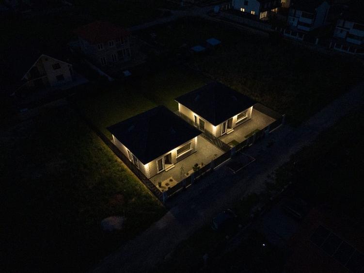 Casă individuală cu 4 camere cu Canalizare în Primăverii