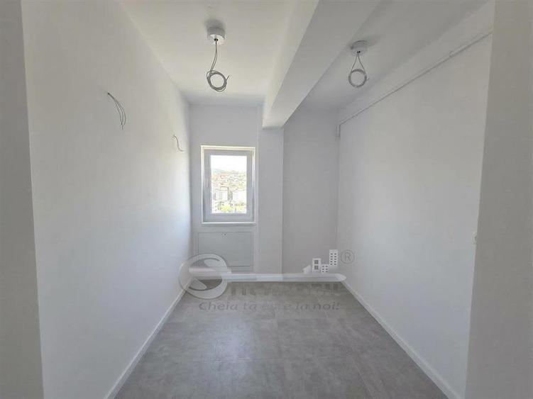 Apartament cu 2 camere nedecomandat în Bucium
