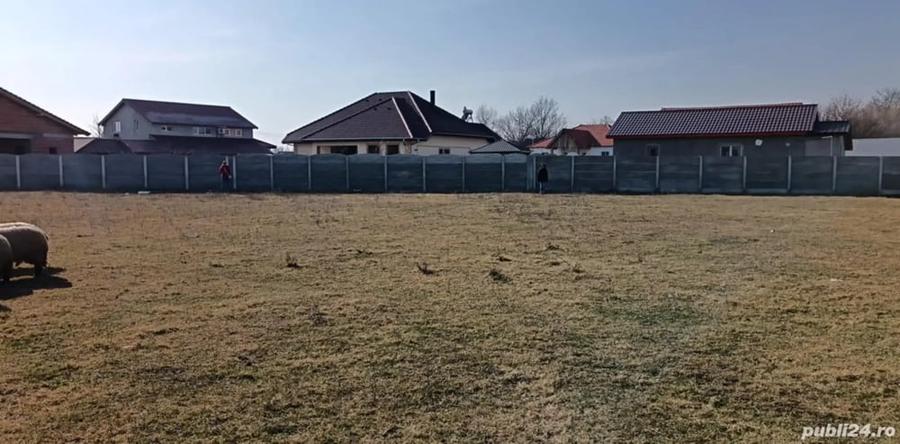 Teren de 646 mp, în Sânmihaiu Român