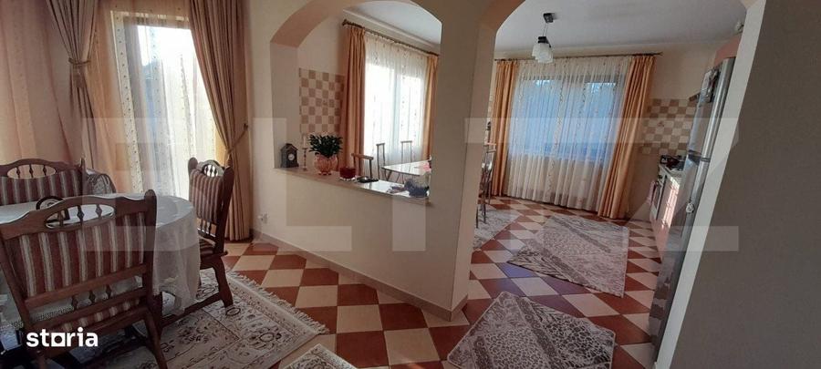 Casă cu 4 camere în Paltin