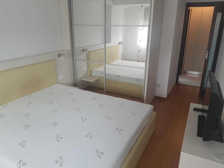 Apartament cu 3 camere decomandat, mobilat în Tătărași