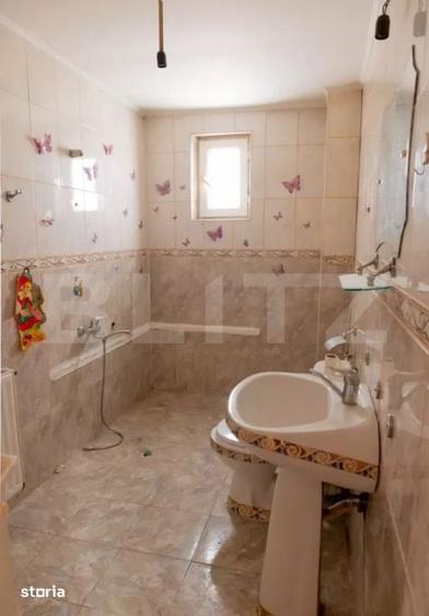 Casă cu 5 camere cu Teren 330 Mp în Micro 13