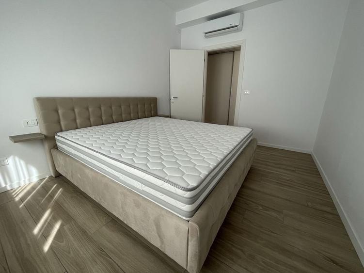 Apartament cu 2 camere decomandat în Ghiroda