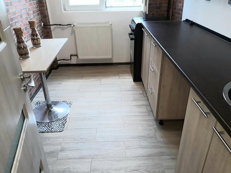 Apartament cu 2 camere semidecomandat în Colentina