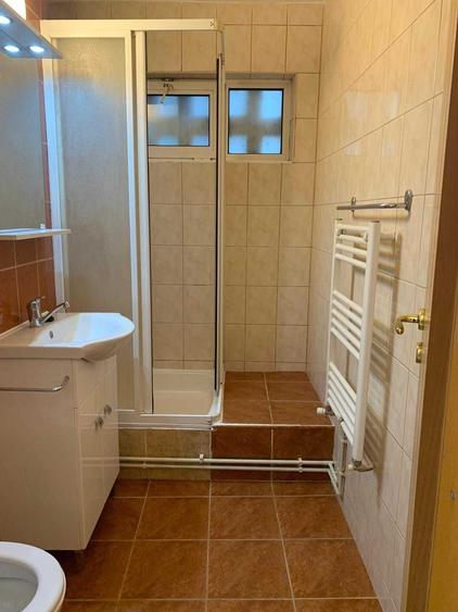 Apartament cu 2 camere semidecomandat în Gheorghe Lazăr