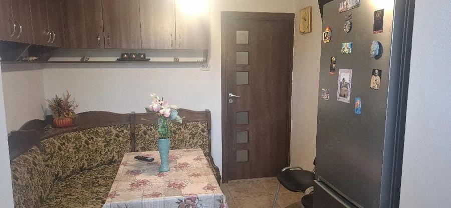Apartament cu 2 camere decomandat în Lipovei