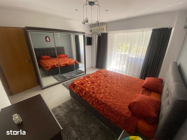 Apartament cu 3 camere în Centrul Civic