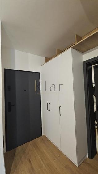 Apartament cu 2 camere semidecomandat, mobilat în Semicentral