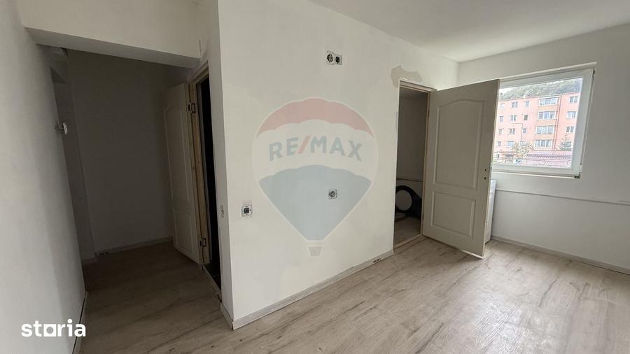 Apartament cu 2 camere semidecomandat în ISR