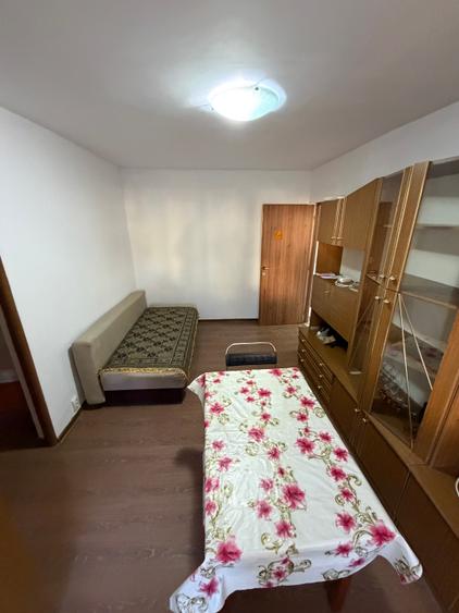 Apartament cu 2 camere nedecomandat în Dacia