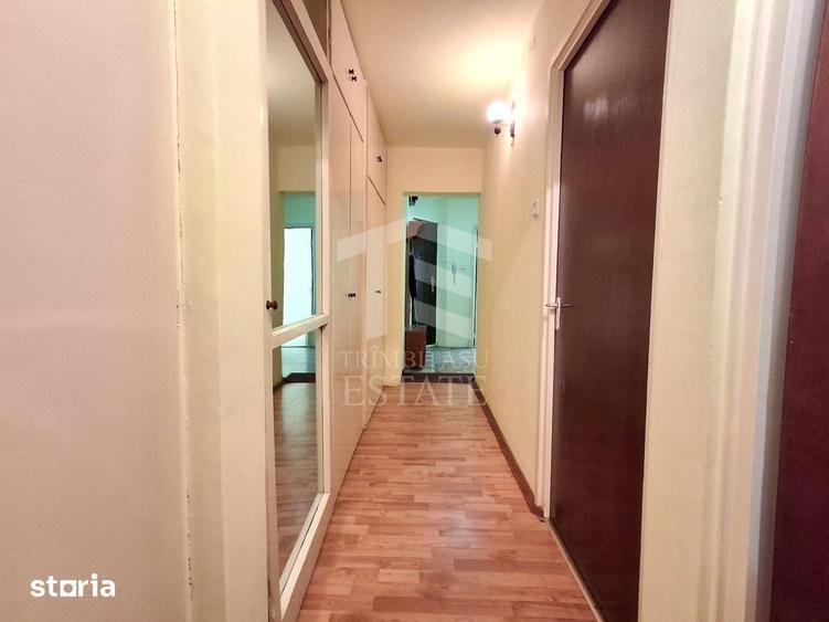 Apartament cu 3 camere decomandat, mobilat în Pantelimon