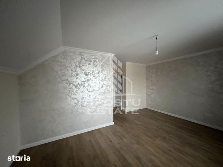 Casă cu 5 camere cu Teren 300 Mp în Giarmata