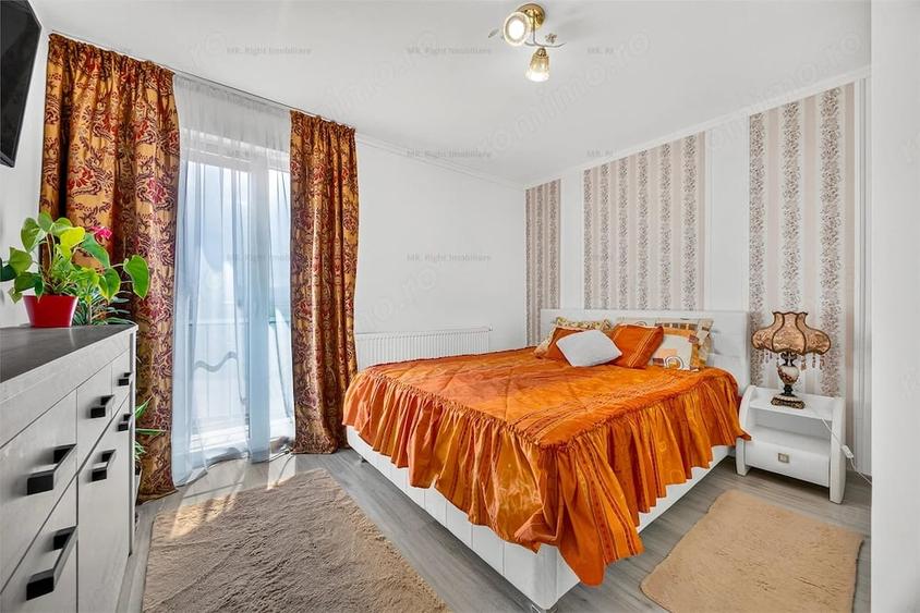 Casă cu 5 camere cu Teren 227 Mp în Sânpetru