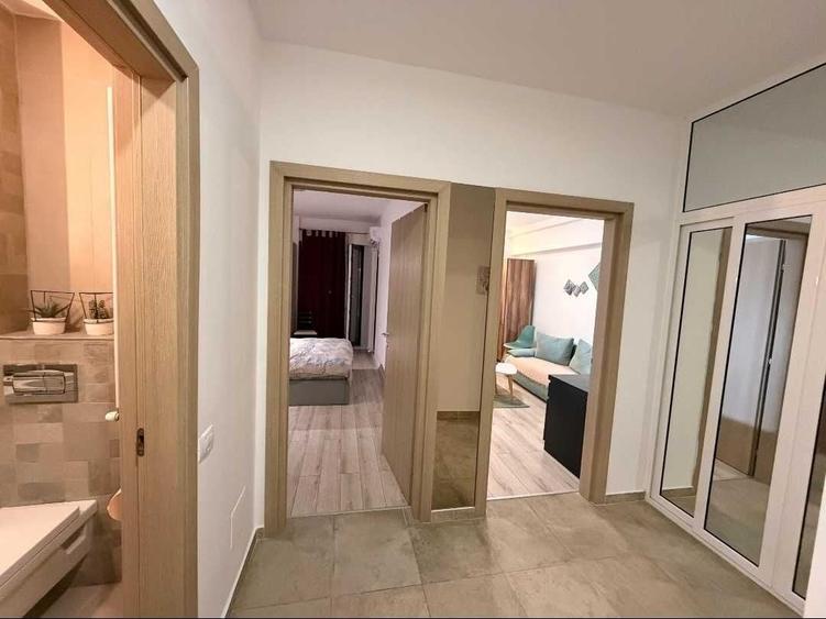 Apartament cu 2 camere decomandat în Politehnica
