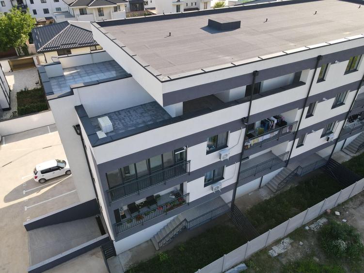 Apartament cu 2 camere decomandat în Fundeni